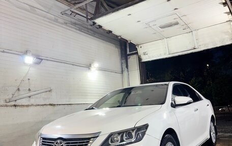 Toyota Camry, 2014 год, 1 450 000 рублей, 3 фотография