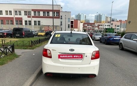 KIA Rio II, 2011 год, 650 000 рублей, 4 фотография