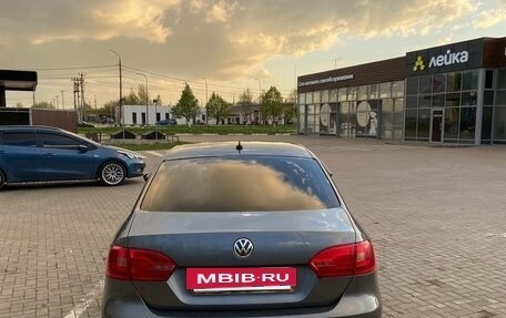 Volkswagen Jetta VI, 2012 год, 700 000 рублей, 6 фотография