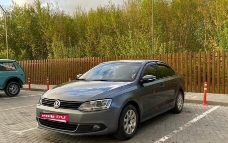 Volkswagen Jetta VI, 2012 год, 700 000 рублей, 2 фотография
