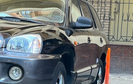 Hyundai Santa Fe III рестайлинг, 2005 год, 680 000 рублей, 2 фотография