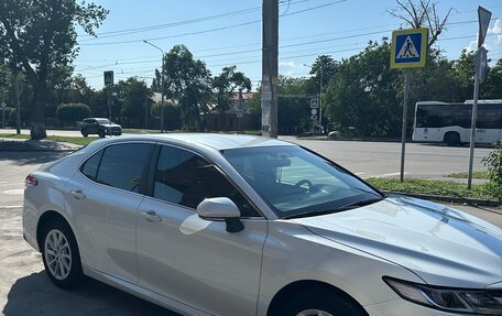Toyota Camry, 2021 год, 2 800 000 рублей, 8 фотография