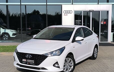 Hyundai Solaris II рестайлинг, 2021 год, 1 630 000 рублей, 1 фотография
