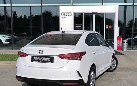 Hyundai Solaris II рестайлинг, 2021 год, 1 630 000 рублей, 5 фотография