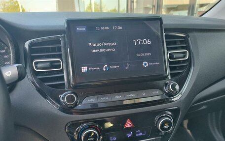 Hyundai Solaris II рестайлинг, 2021 год, 1 630 000 рублей, 24 фотография