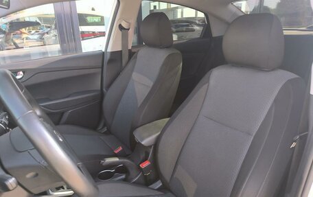 Hyundai Solaris II рестайлинг, 2021 год, 1 630 000 рублей, 32 фотография