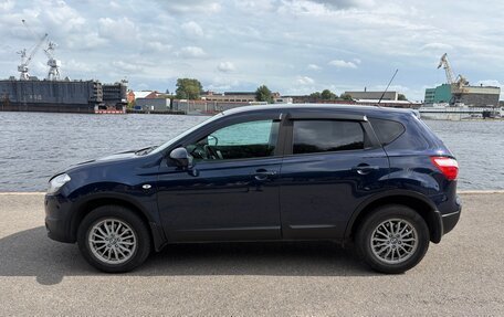 Nissan Qashqai, 2010 год, 749 000 рублей, 2 фотография