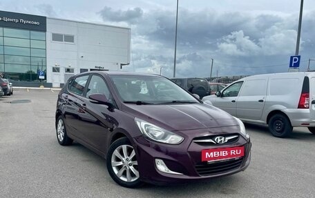 Hyundai Solaris II рестайлинг, 2012 год, 699 000 рублей, 2 фотография
