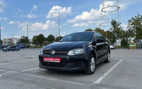 Volkswagen Polo VI (EU Market), 2013 год, 750 000 рублей, 1 фотография