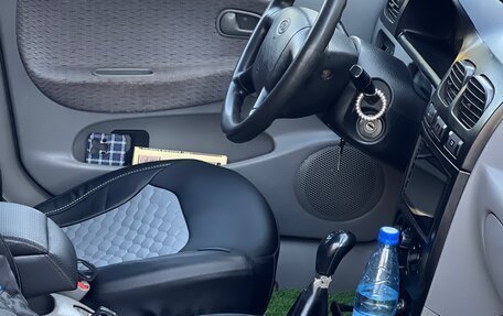 KIA Rio II, 2002 год, 240 000 рублей, 7 фотография