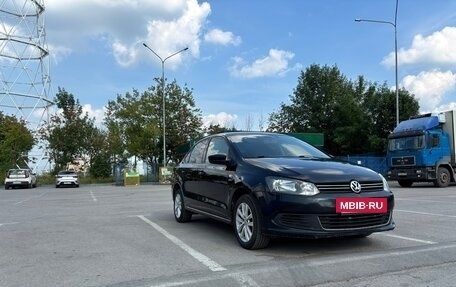 Volkswagen Polo VI (EU Market), 2013 год, 750 000 рублей, 2 фотография