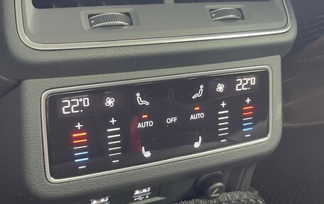 Audi A6, 2018 год, 4 300 000 рублей, 17 фотография