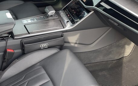 Audi A6, 2018 год, 4 300 000 рублей, 13 фотография