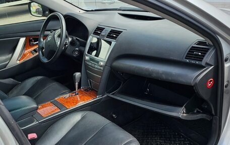 Toyota Camry, 2008 год, 1 370 000 рублей, 17 фотография