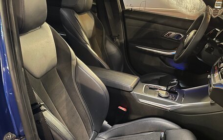 BMW 3 серия, 2021 год, 4 050 000 рублей, 29 фотография