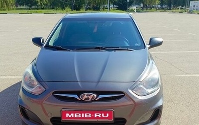 Hyundai Solaris II рестайлинг, 2011 год, 650 000 рублей, 1 фотография