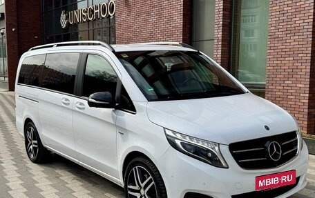 Mercedes-Benz V-Класс, 2017 год, 5 200 000 рублей, 1 фотография