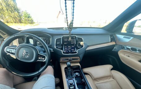 Volvo XC90 II рестайлинг, 2017 год, 4 300 000 рублей, 27 фотография