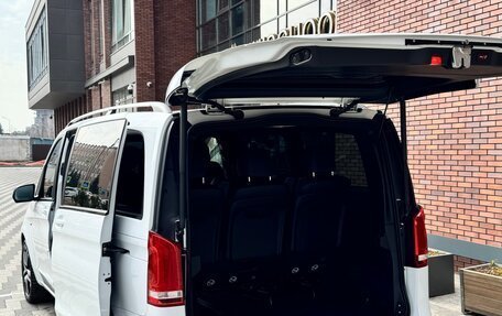 Mercedes-Benz V-Класс, 2017 год, 5 200 000 рублей, 28 фотография