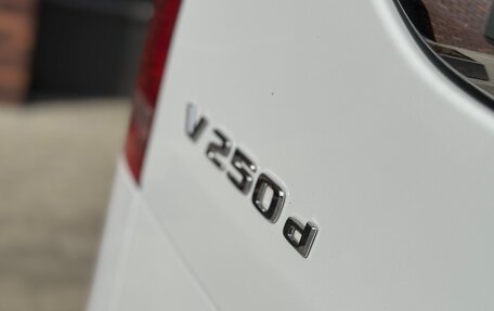 Mercedes-Benz V-Класс, 2017 год, 5 200 000 рублей, 32 фотография