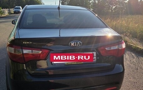 KIA Rio III рестайлинг, 2014 год, 750 000 рублей, 2 фотография