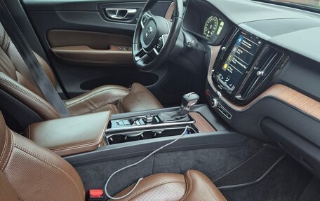 Volvo XC60 II, 2018 год, 3 200 000 рублей, 9 фотография
