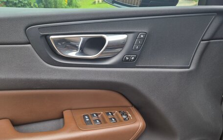 Volvo XC60 II, 2018 год, 3 200 000 рублей, 18 фотография