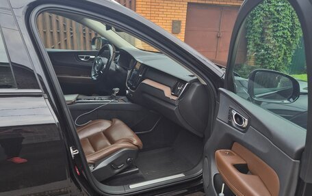 Volvo XC60 II, 2018 год, 3 200 000 рублей, 12 фотография