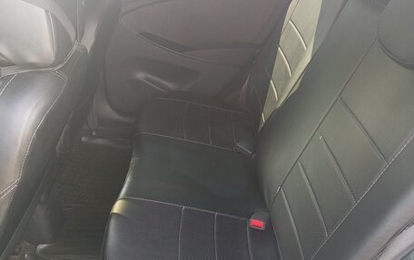 Hyundai Solaris II рестайлинг, 2011 год, 750 000 рублей, 13 фотография