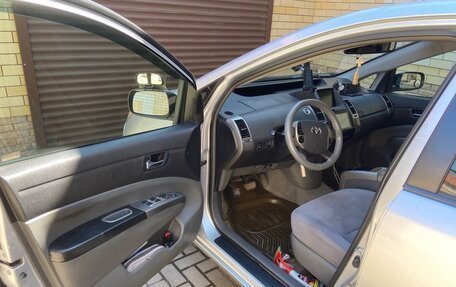 Toyota Prius, 2008 год, 720 000 рублей, 2 фотография