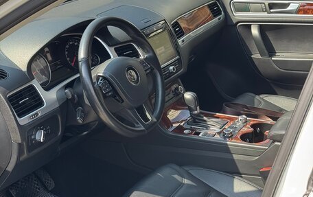 Volkswagen Touareg III, 2012 год, 2 350 000 рублей, 5 фотография