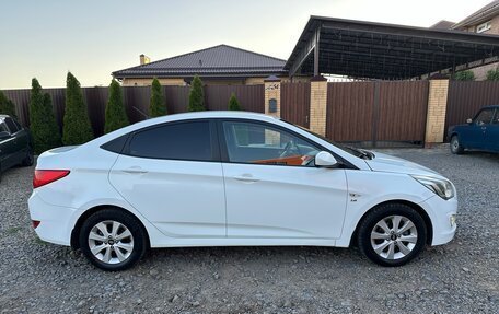 Hyundai Solaris II рестайлинг, 2016 год, 1 050 000 рублей, 4 фотография