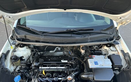 Hyundai Solaris II рестайлинг, 2016 год, 1 050 000 рублей, 24 фотография