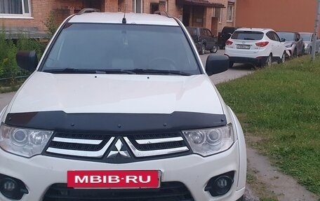 Mitsubishi Pajero Sport II рестайлинг, 2015 год, 1 550 000 рублей, 12 фотография