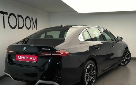 BMW 5 серия, 2025 год, 8 610 000 рублей, 3 фотография