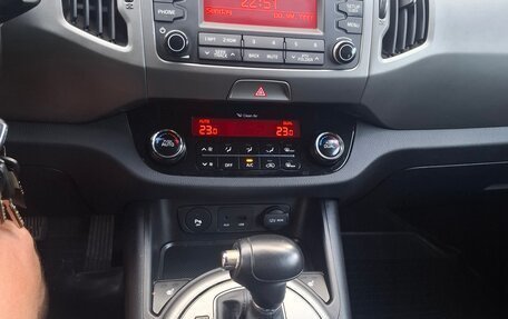 KIA Sportage III, 2014 год, 1 350 000 рублей, 10 фотография