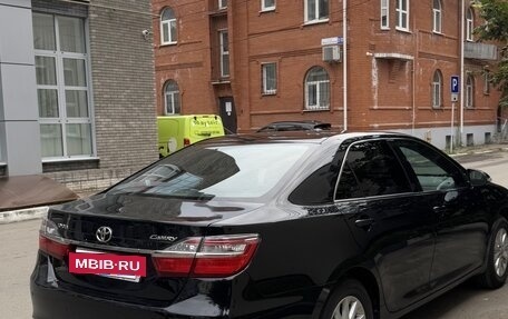 Toyota Camry, 2015 год, 1 900 000 рублей, 2 фотография