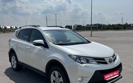 Toyota RAV4, 2013 год, 2 190 000 рублей, 2 фотография