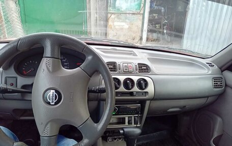 Nissan Micra II, 2001 год, 140 000 рублей, 10 фотография