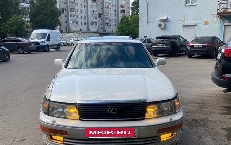 Lexus LS III, 1992 год, 700 000 рублей, 2 фотография