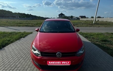 Volkswagen Polo VI (EU Market), 2009 год, 650 000 рублей, 2 фотография