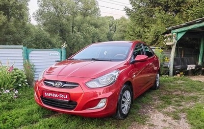 Hyundai Solaris II рестайлинг, 2011 год, 900 000 рублей, 1 фотография