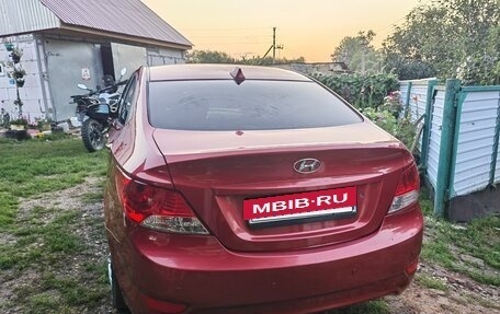 Hyundai Solaris II рестайлинг, 2011 год, 900 000 рублей, 6 фотография