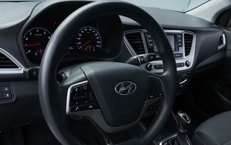 Hyundai Solaris II рестайлинг, 2021 год, 1 579 000 рублей, 20 фотография