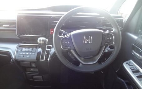 Honda Stepwgn IV, 2022 год, 1 750 334 рублей, 15 фотография