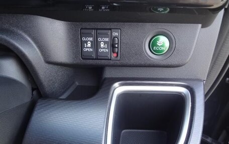 Honda Stepwgn IV, 2022 год, 1 750 334 рублей, 17 фотография