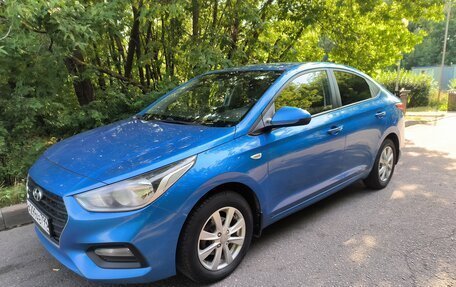 Hyundai Solaris II рестайлинг, 2017 год, 910 000 рублей, 8 фотография