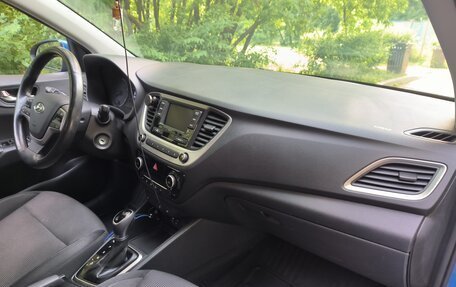 Hyundai Solaris II рестайлинг, 2017 год, 910 000 рублей, 18 фотография