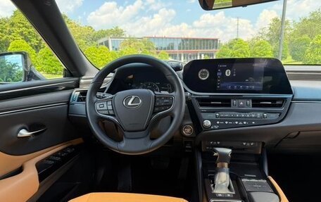 Lexus ES VII, 2022 год, 2 720 000 рублей, 11 фотография
