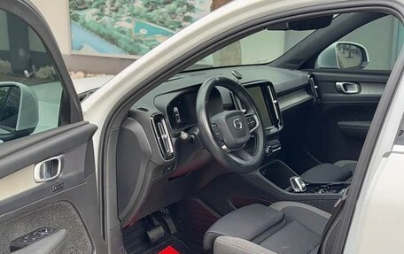 Volvo XC40 I, 2024 год, 3 315 000 рублей, 9 фотография